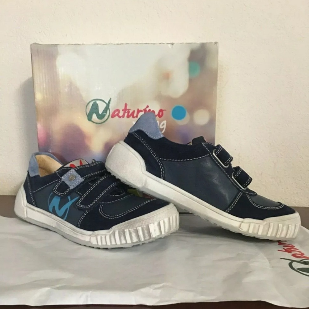 Naturino Kids Sneakers in Navy and White